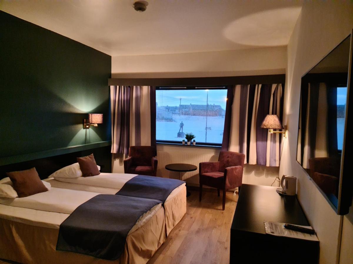 Vardo Hotel Extérieur photo